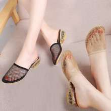 2019 summer new slippers female Korean version of a word Baotou half cool drag hollow breathable mesh student shoes (shoes 133)