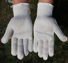 Durable multi-purpose grade 5 steel wire gloves. Professional protective self-defense and cut-resistant gloves. Cut-resistant gloves. Gloves
