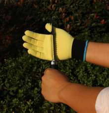 Heat-resistant and abrasion-resistant nylon nylon anti-static gloves for foreign trade industry. Electric flame-retardant thermal gloves. Electronic factory labor protection and thermal insulation glo