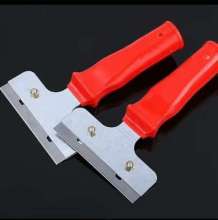 Source manufacturer iron head red handle cleaning knife. Cleaning knife. Decontamination knife. Scraper blade small advertisement removal cleaning knife