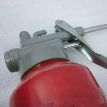 手动压力机油壶机械维修工具 手动泵压油杆注油器 三色随机