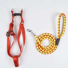 Large supply of pet leashes Hand-knitted four-strand dog leash