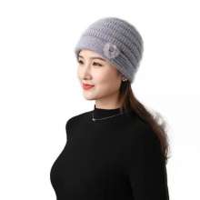 Middle-aged and elderly autumn and winter hats. Cold cap. Elderly woman, grandmother, winter mother, add velvet to keep warm, old lady